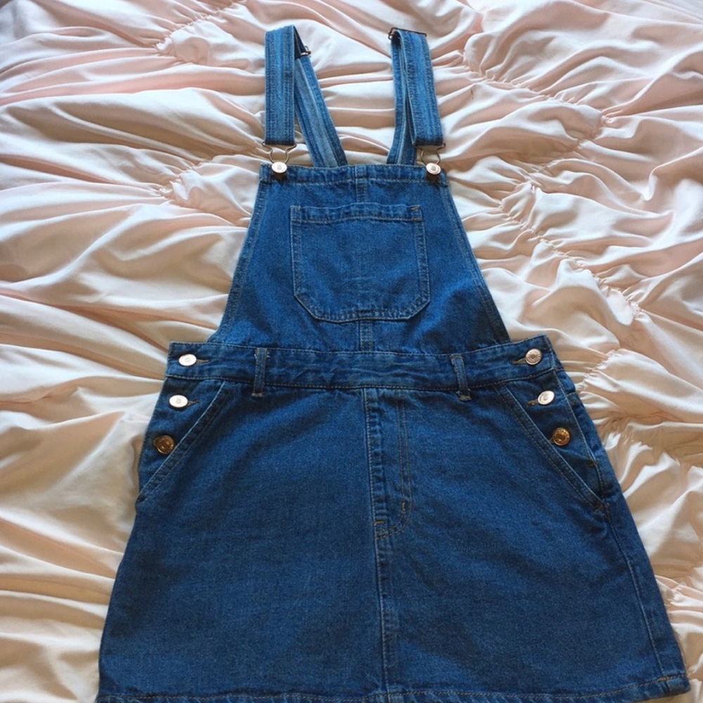 FOREVER 21 Dark Jean overalls skirt